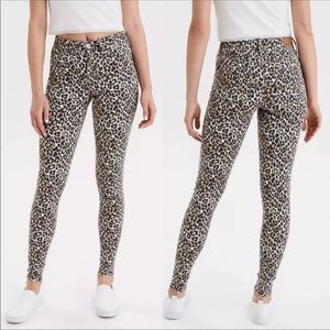American Eagle Cheetah Jeans